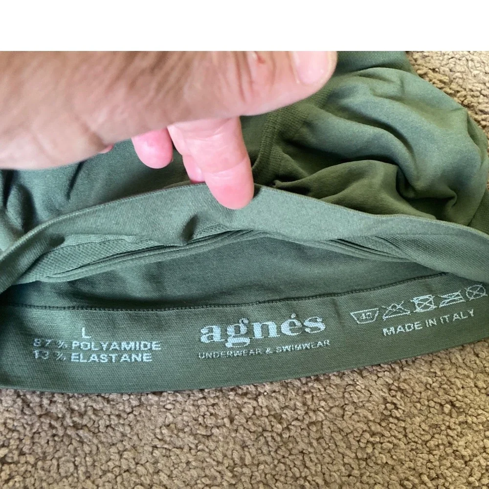 Agnes Underwear‎ Sports Bra Top Cutout Olive Green Comfort Stretch L NWOT
